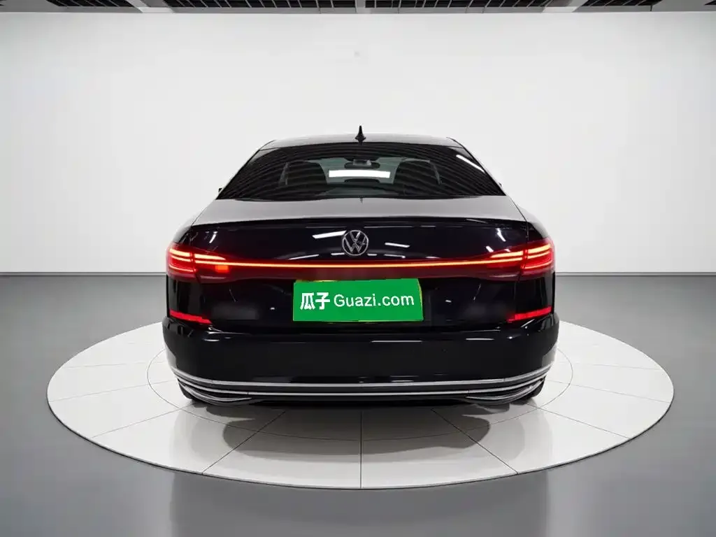 Volkswagen Passat — фото 2