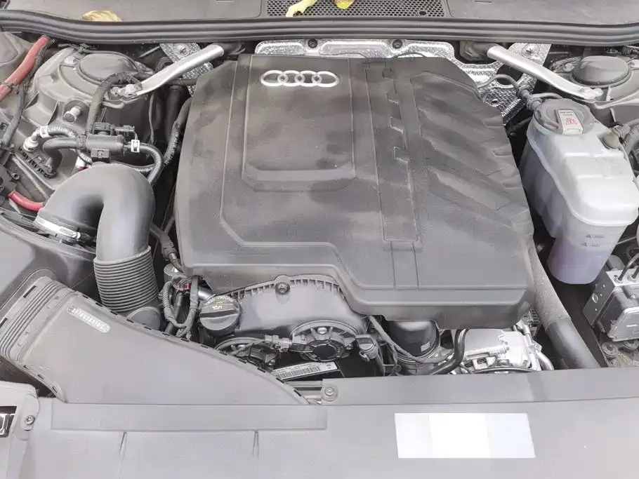 Audi A6L — фото 8