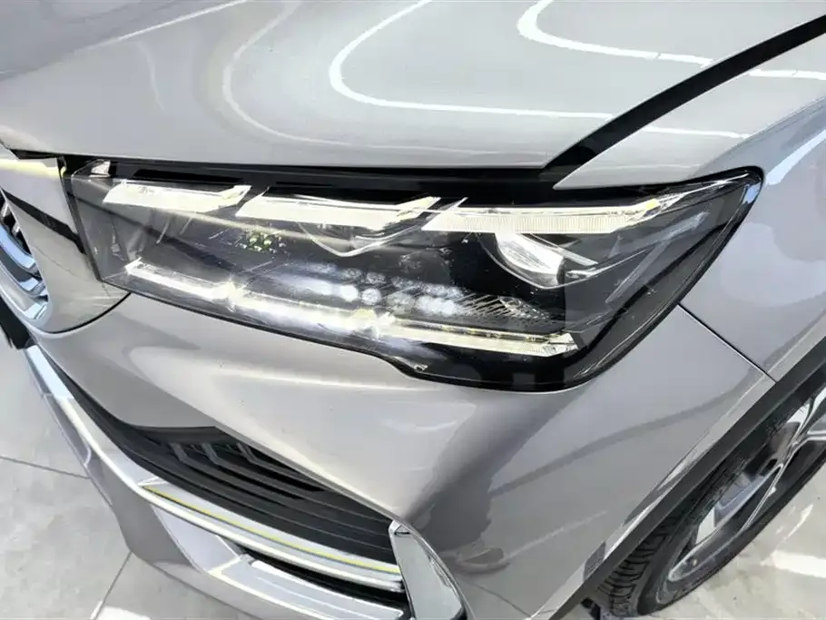 Geely Xingyue L — фото 3