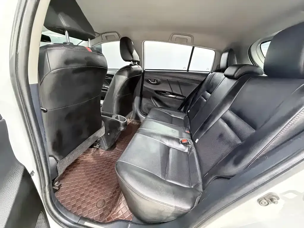 Toyota Yaris L 2022 из CN, фото 7