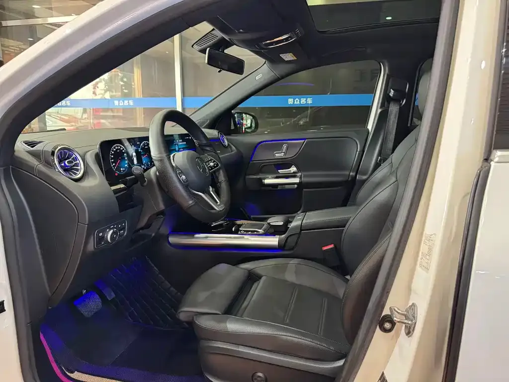 Mercedes-Benz GLA — фото 7