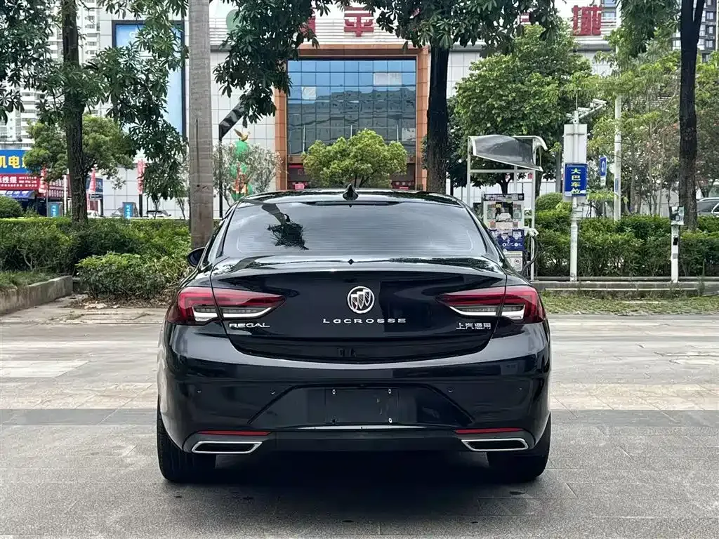 Buick Regal — фото 8