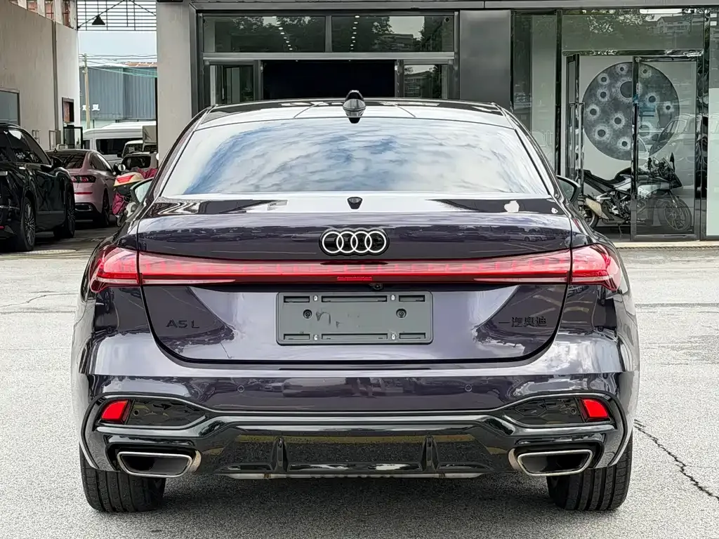 Audi A5L — фото 7