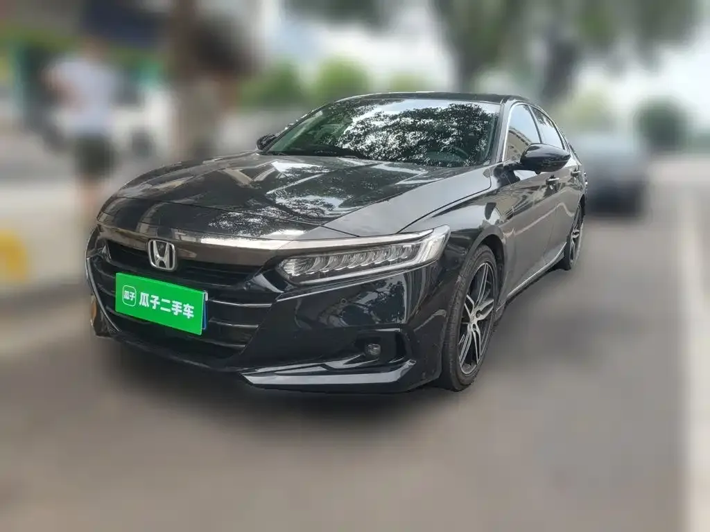 Honda Accord — фото 9