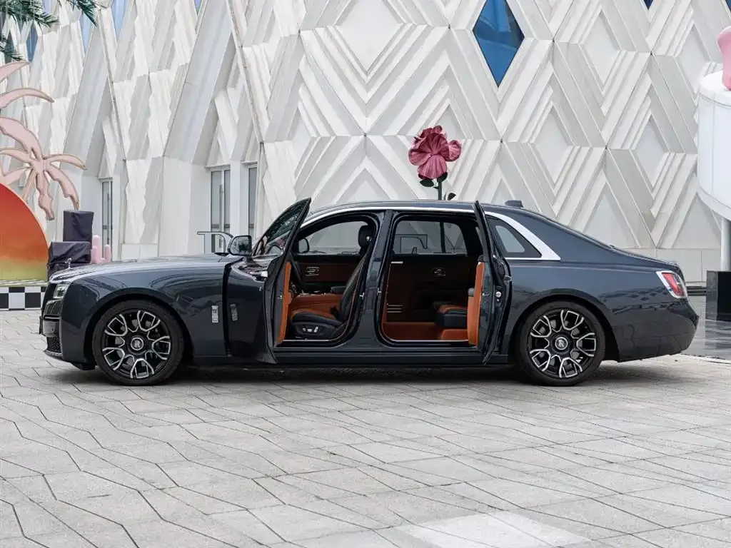Rolls-Royce Ghost — фото 6
