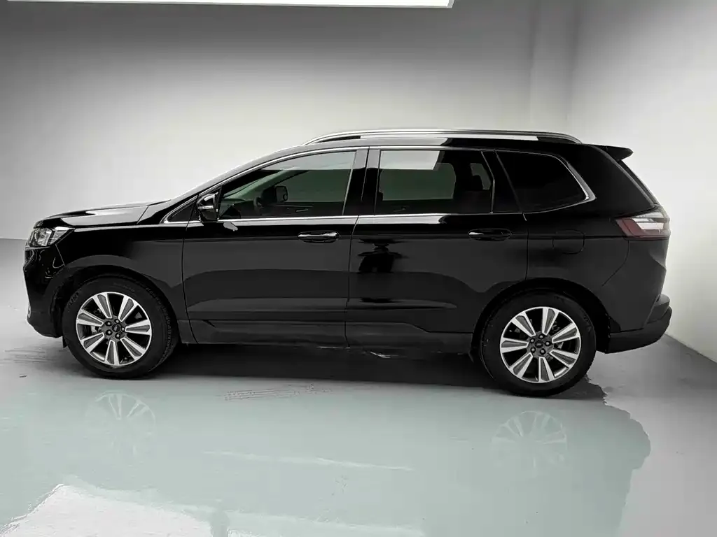 Ford Edge — фото 2
