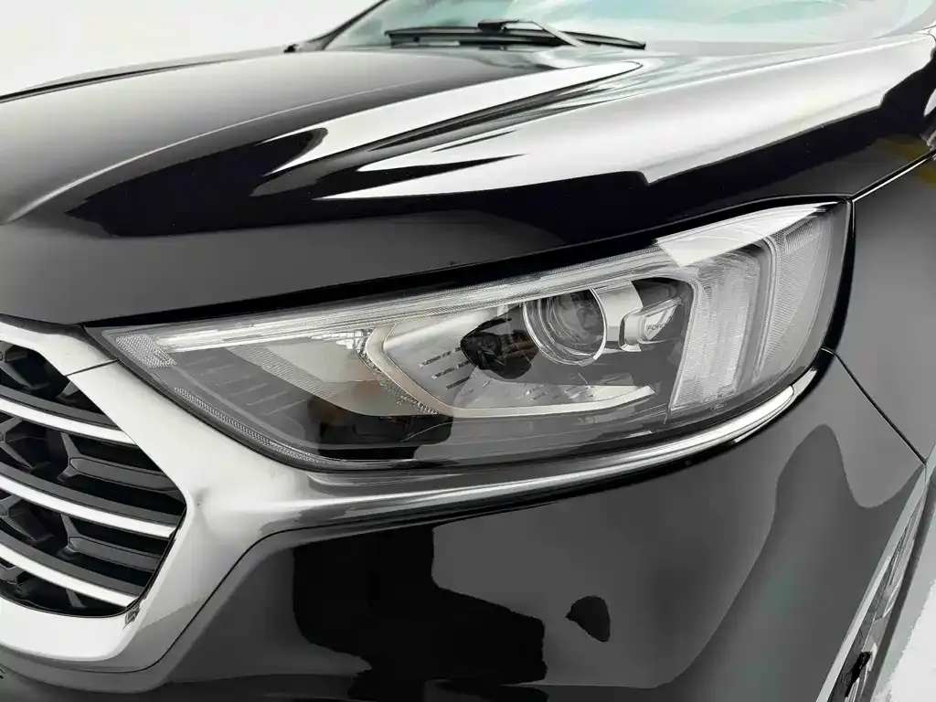 Ford Edge — фото 7