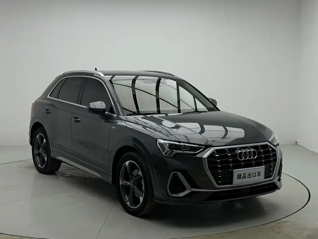 Audi Q3 — фото 5