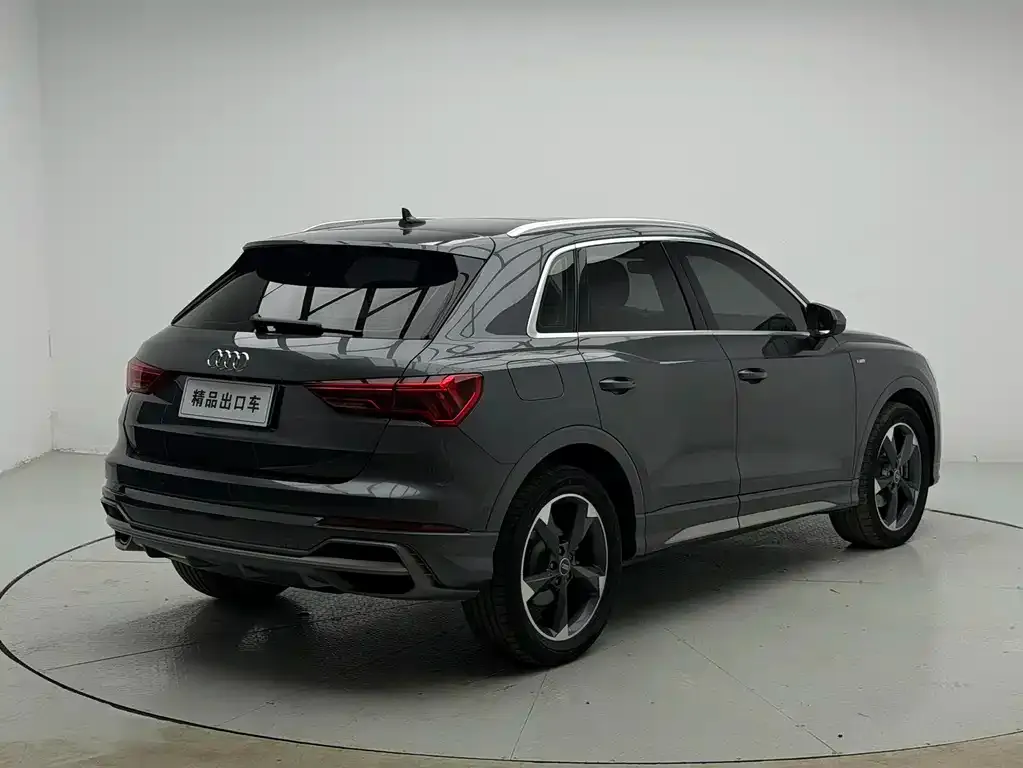 Audi Q3 — фото 3