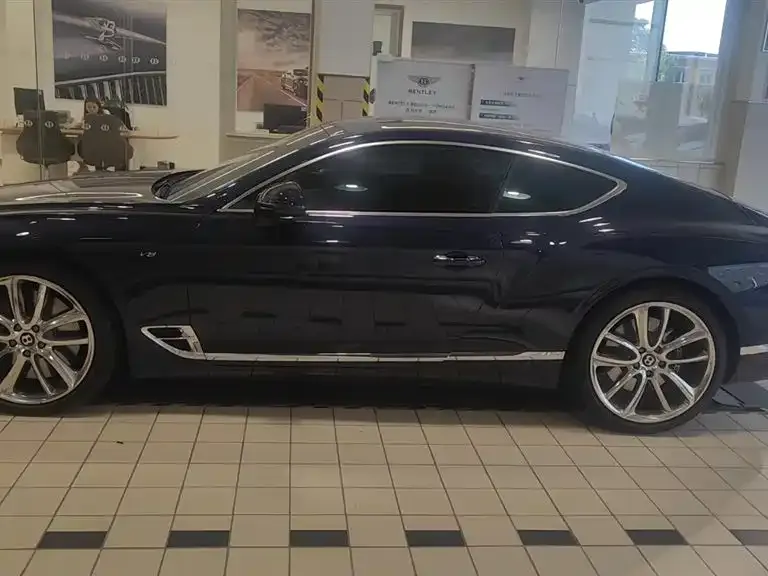 Bentley Continental — фото 6