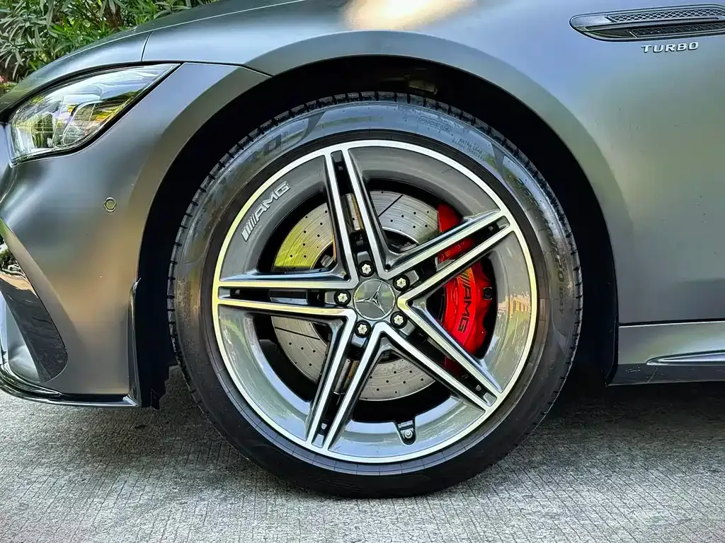 Mercedes-Benz AMG GT — фото 4