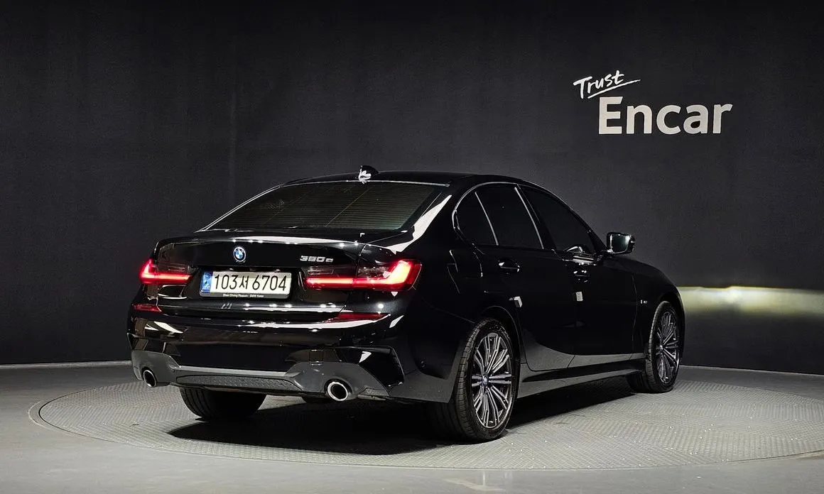 BMW 3-Series 2022 из KR, фото 6