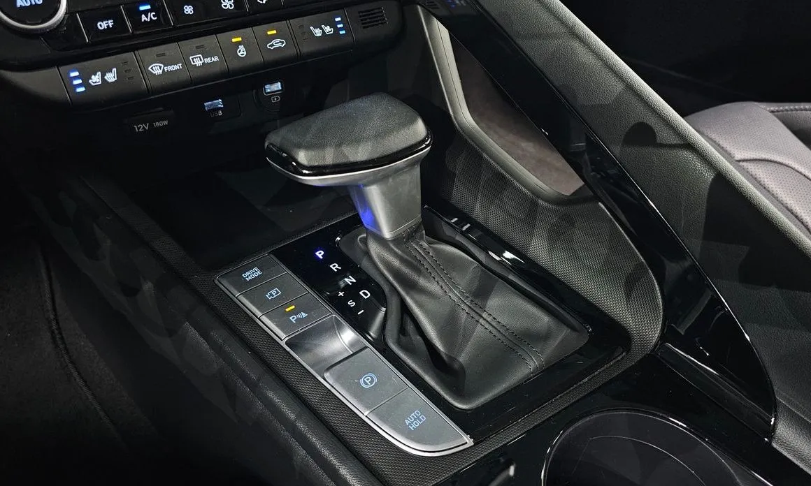 Hyundai AVANTE — фото 4