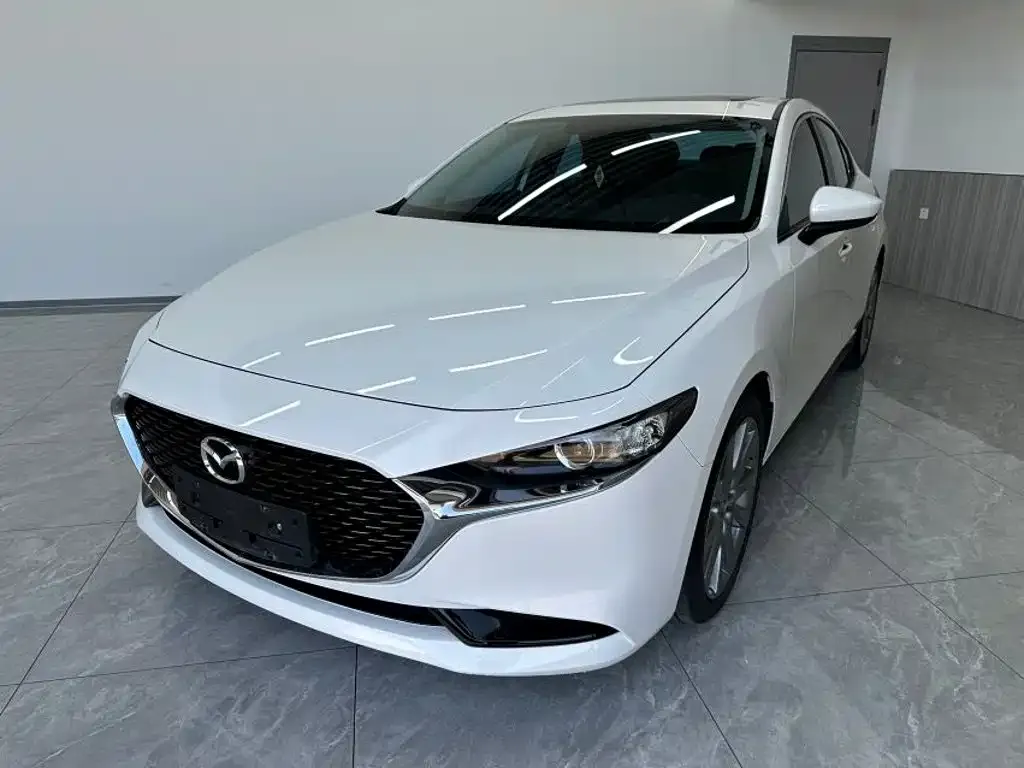 Mazda 3 Axela — фото 1