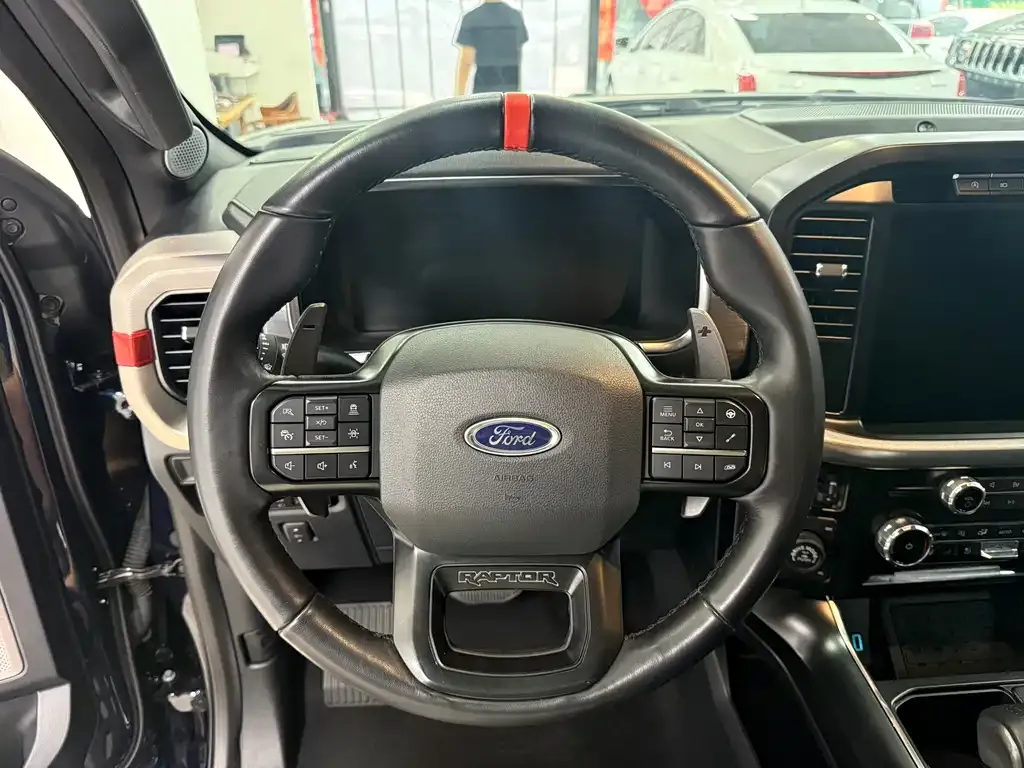 Ford F-150 Raptor — фото 10