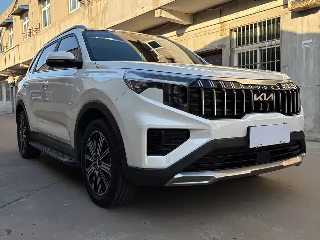 Kia Sportage — фото 7