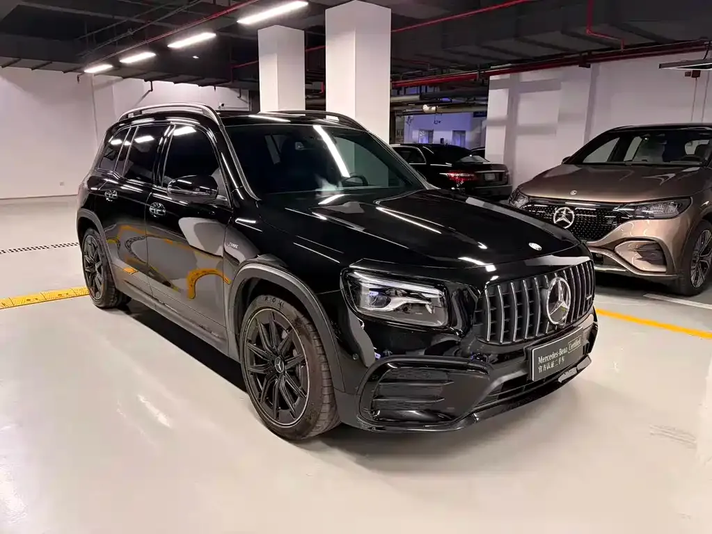 Mercedes-Benz GLB AMG — фото 10