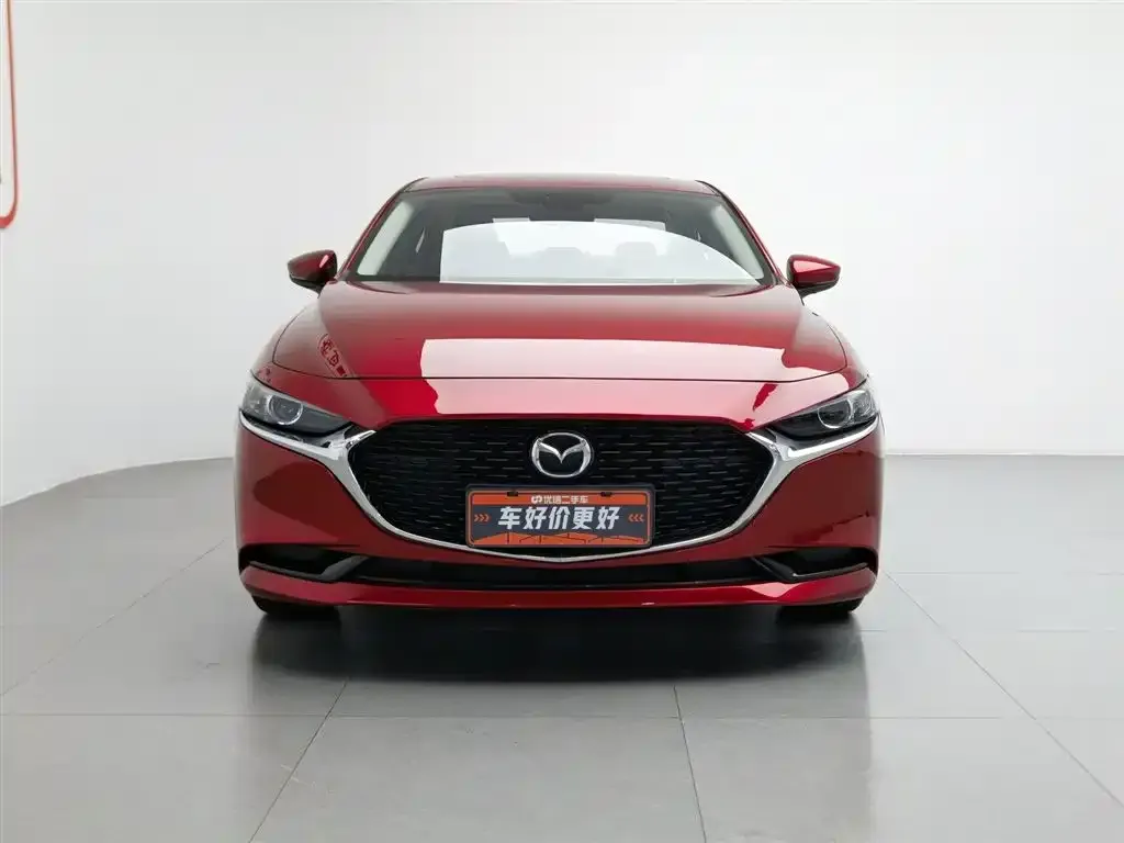 Mazda 3 Axela 2023 из CN, фото 3