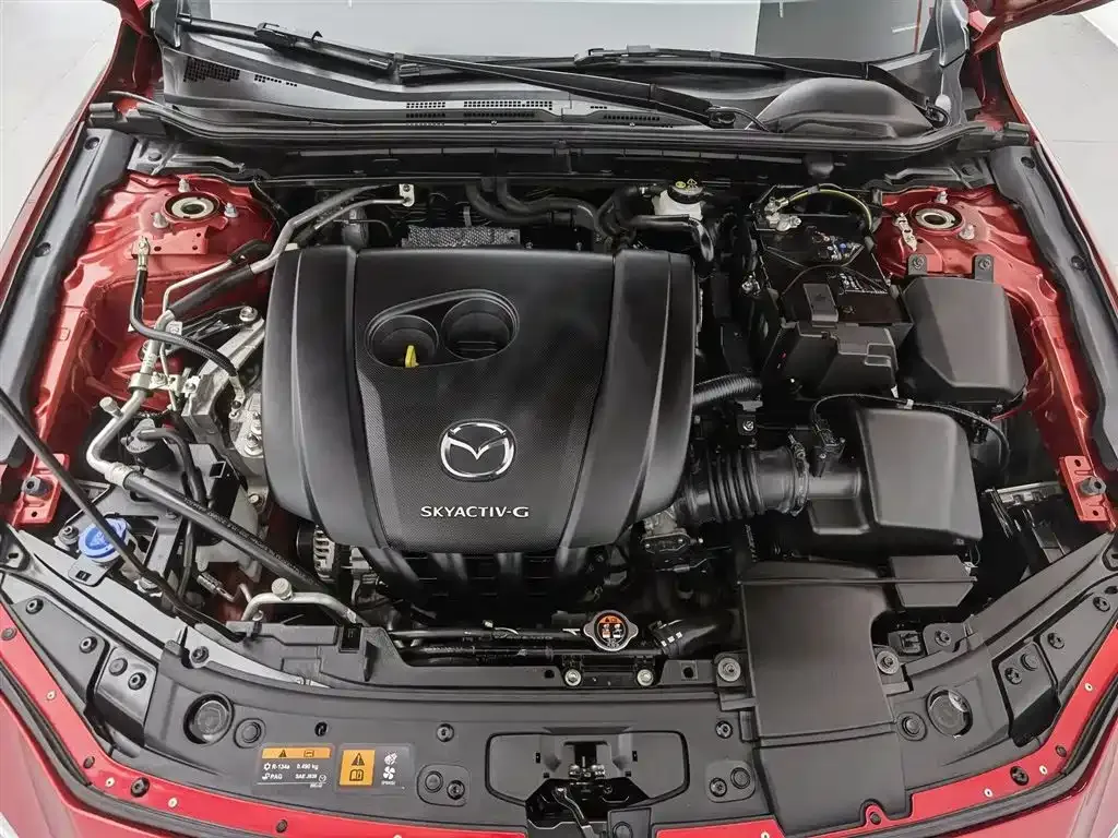 Mazda 3 Axela 2023 из CN, фото 8
