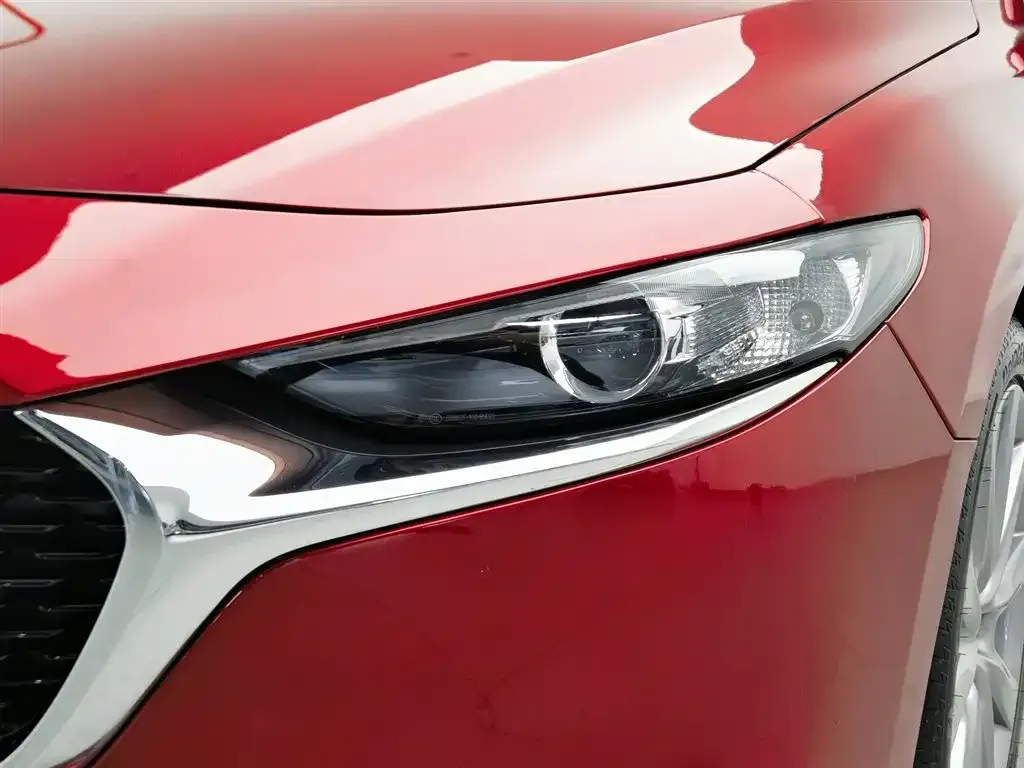 Mazda 3 Axela 2023 из CN, фото 5