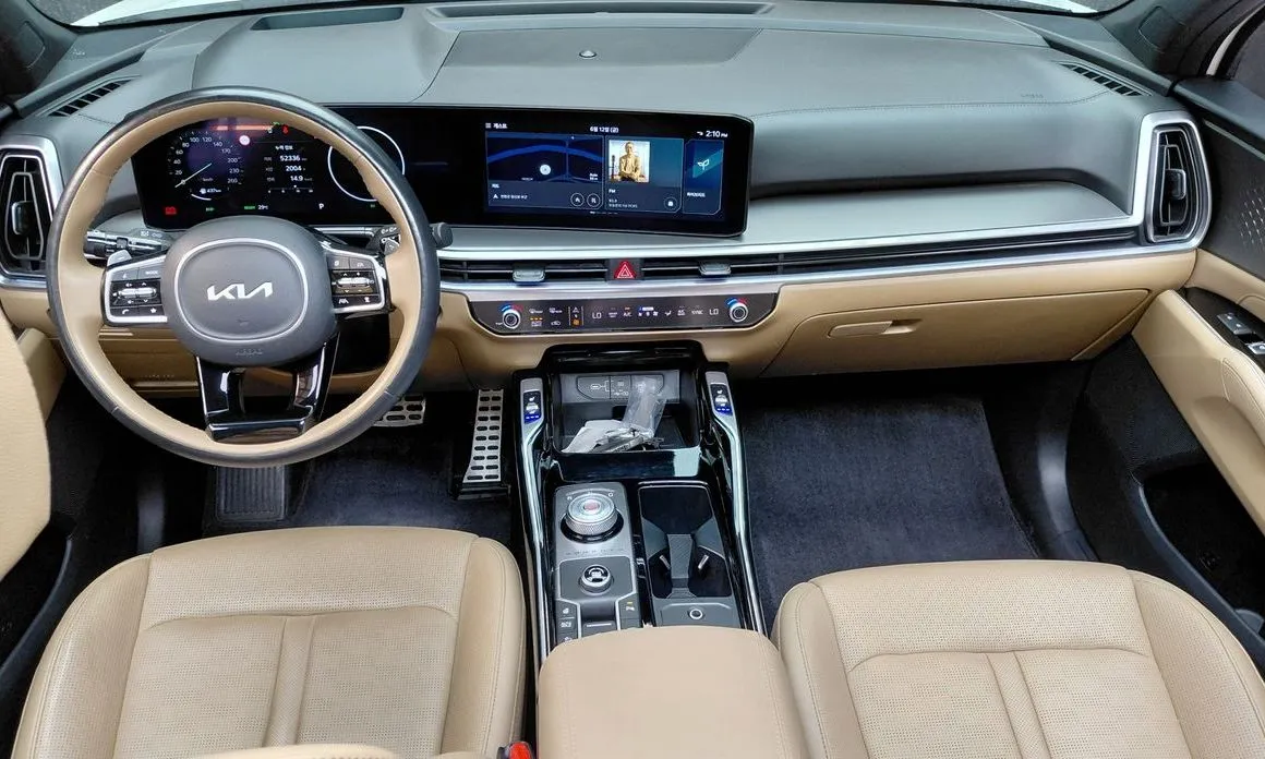 Kia Sorento — фото 8