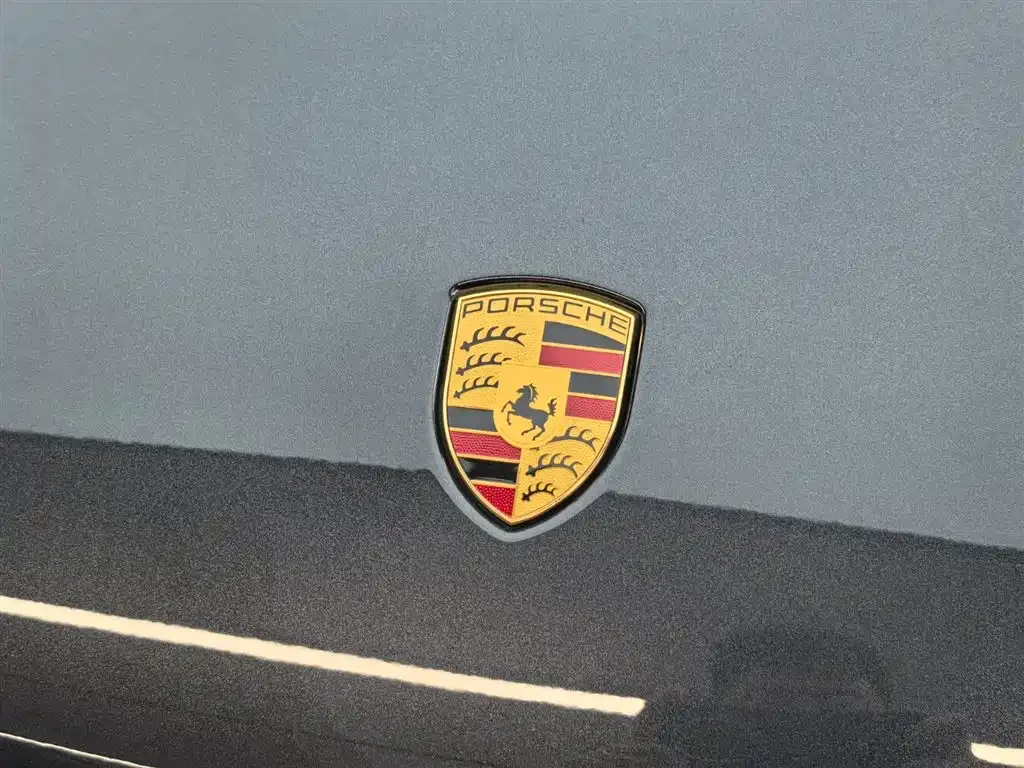 Porsche Macan — фото 10