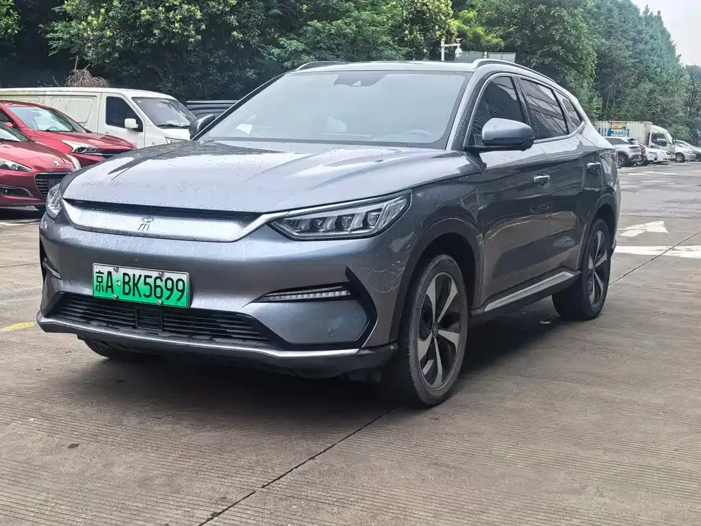BYD PLUS New Energy — фото 1