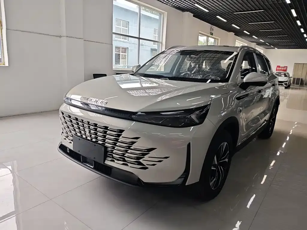 BAIC X7 — фото 9