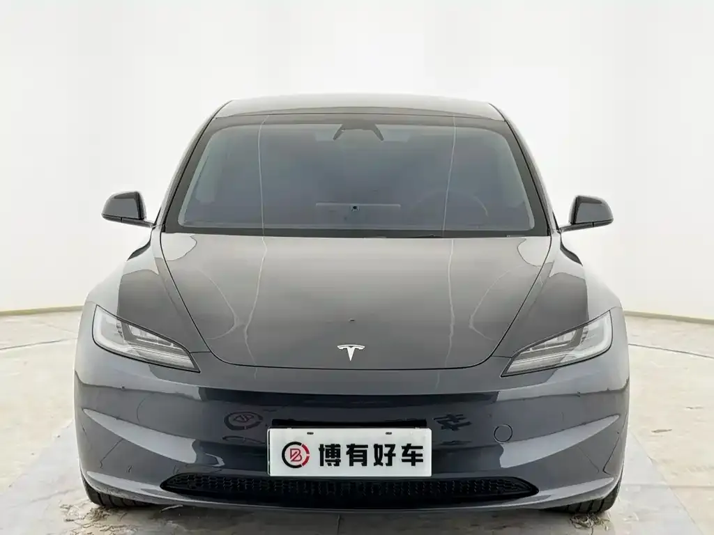 Tesla Model 3 — фото 2