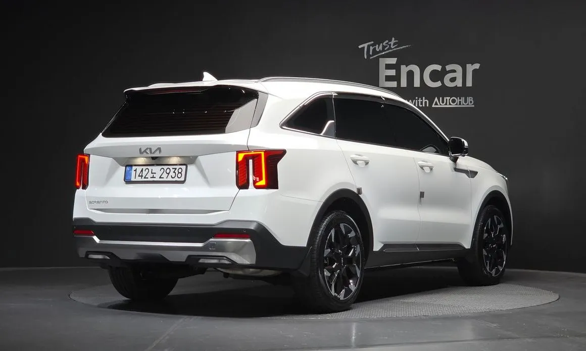 Kia Sorento — фото 4