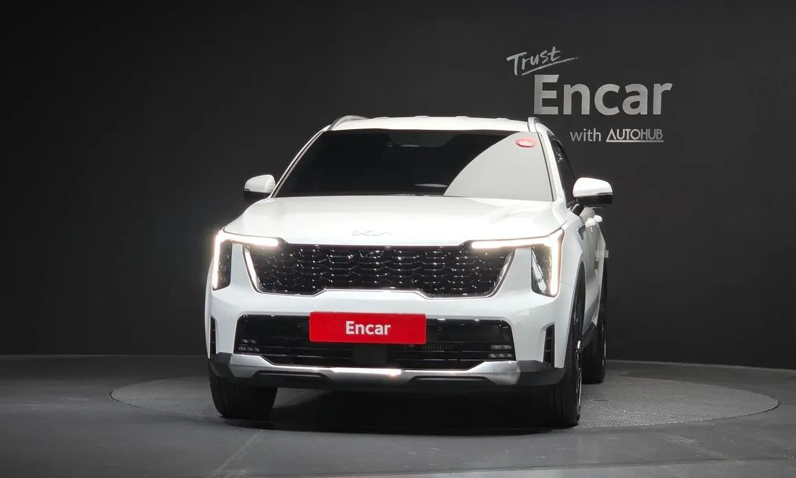 Kia Sorento — фото 7