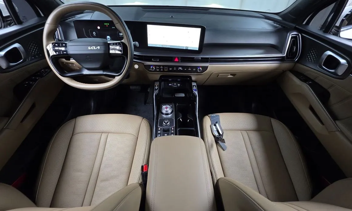 Kia Sorento — фото 10