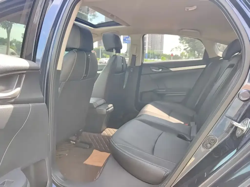 Honda Civic — фото 2