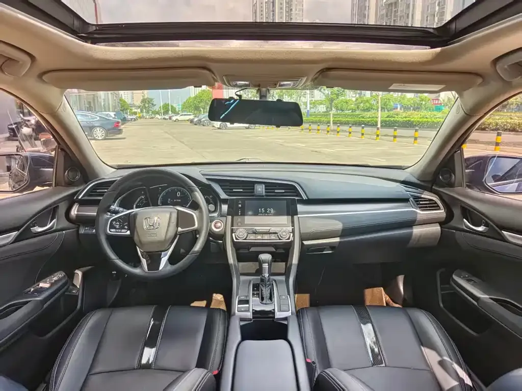 Honda Civic — фото 7