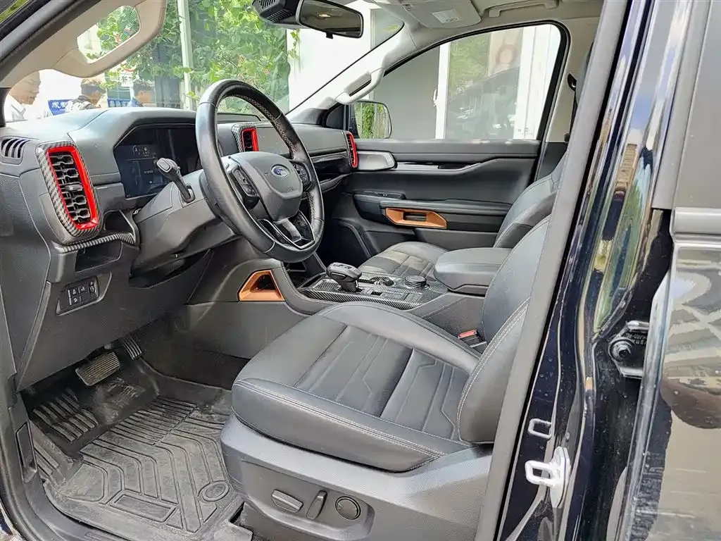 Ford Ranger — фото 10