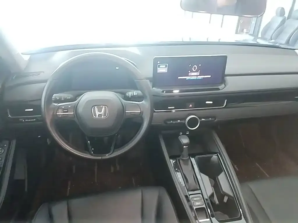 Honda Inspire — фото 9