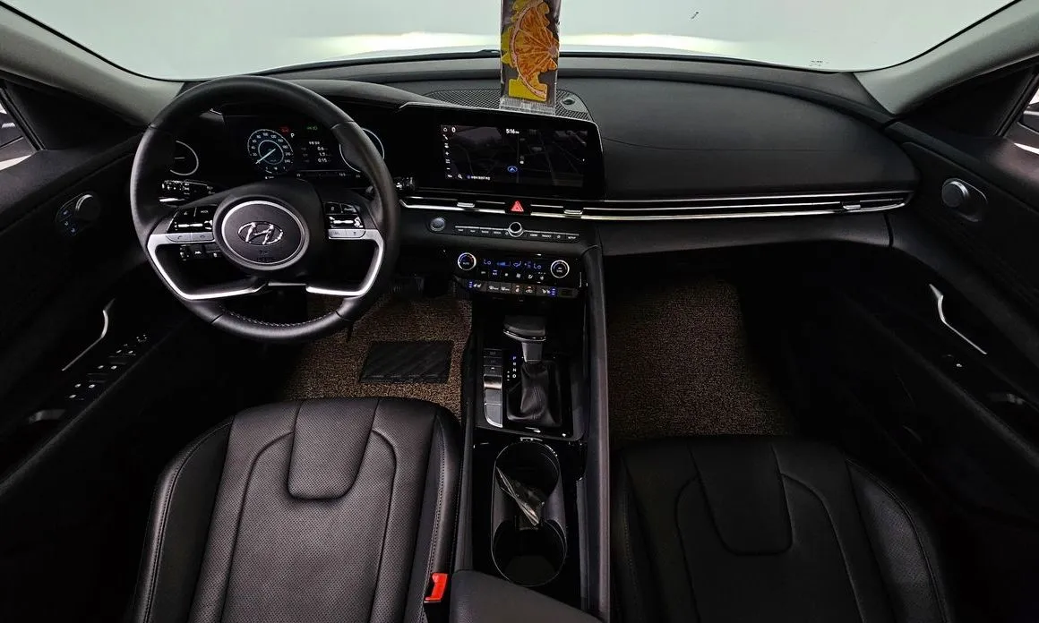Hyundai AVANTE — фото 9