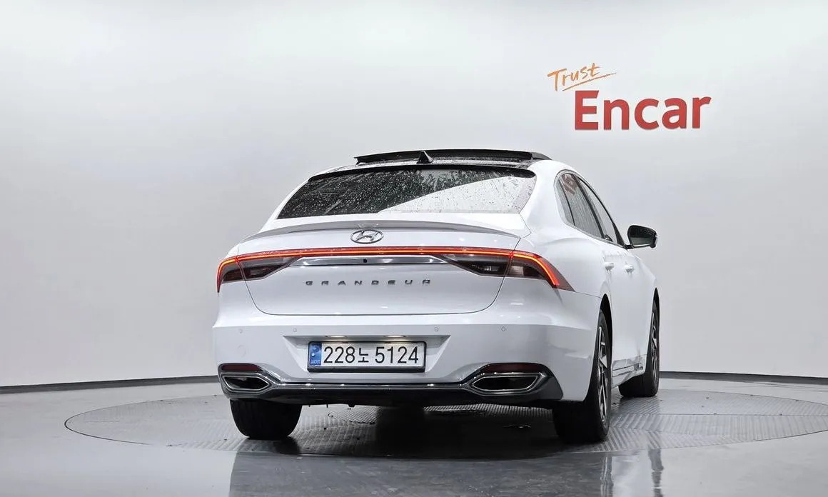 Hyundai Grandeur 2023 из KR, фото 3