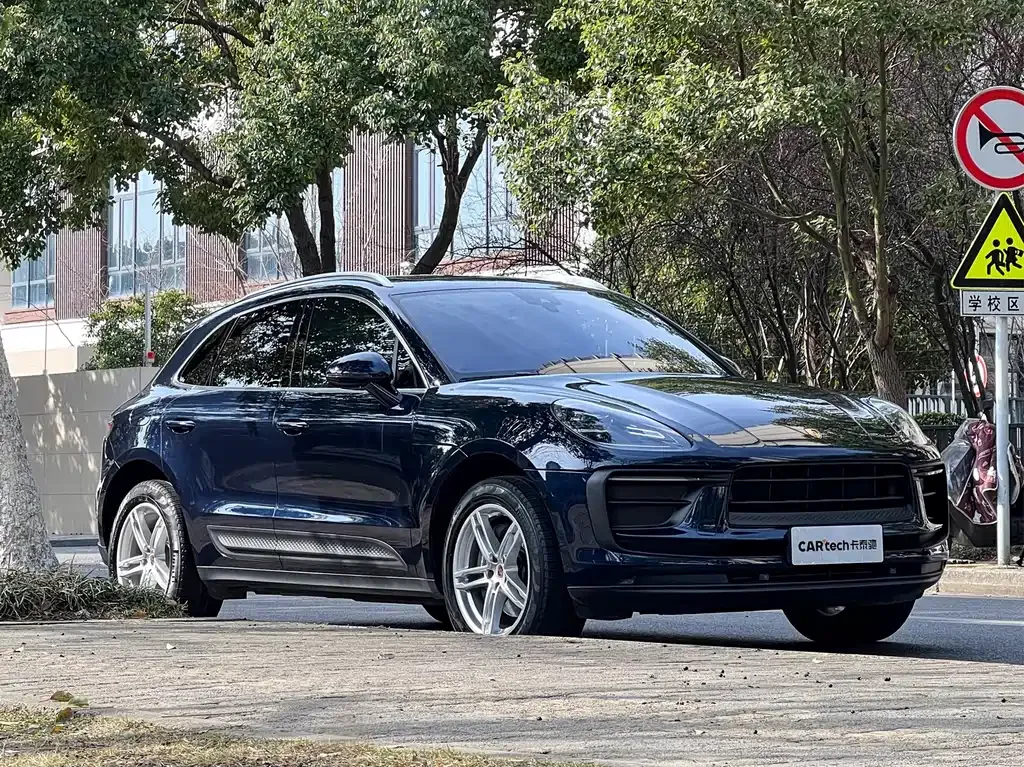 Porsche Macan — фото 10