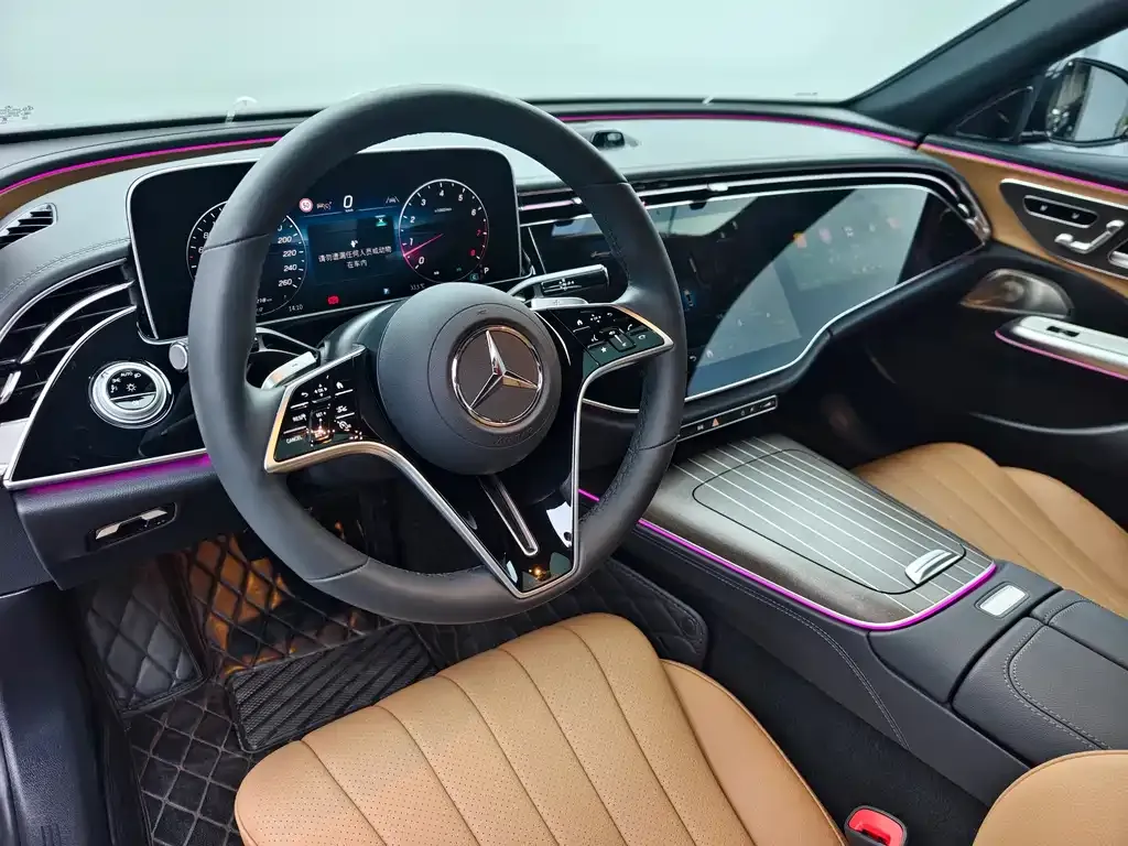 Mercedes-Benz E-Class — фото 10