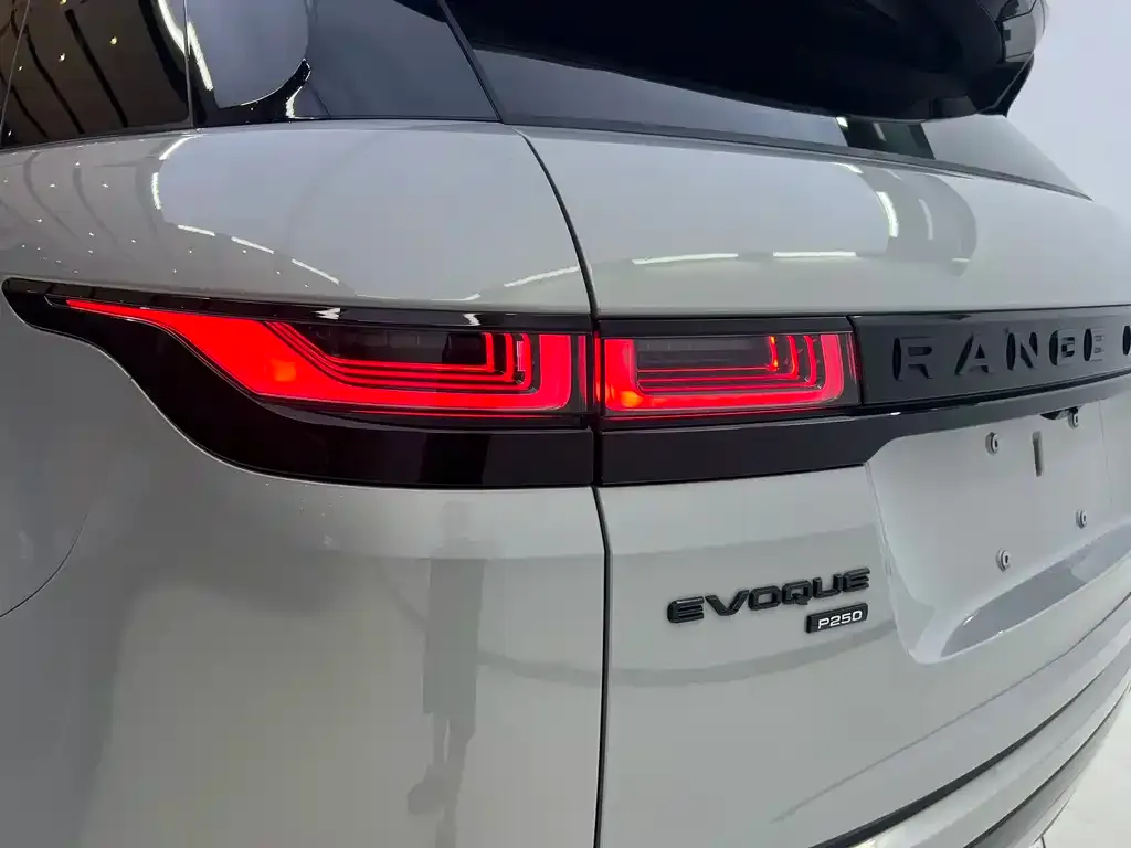 Land Rover Evoque — фото 6
