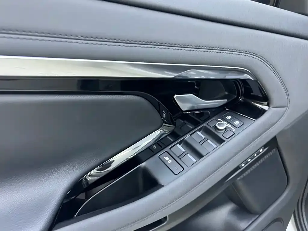 Land Rover Evoque — фото 3