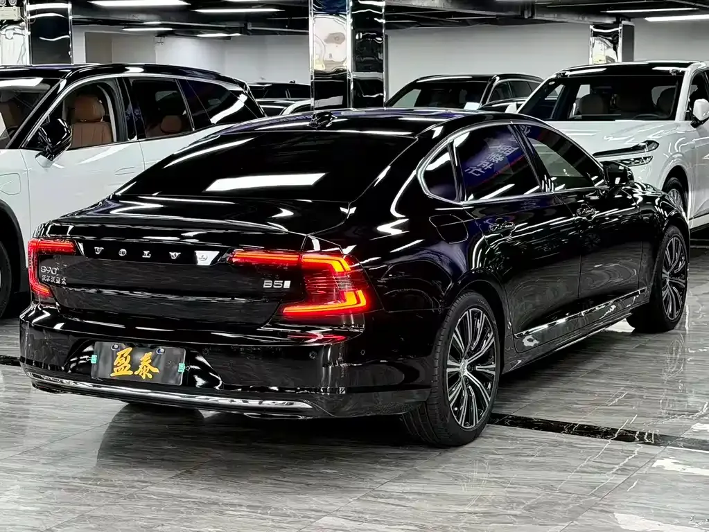 Volvo S90 — фото 6