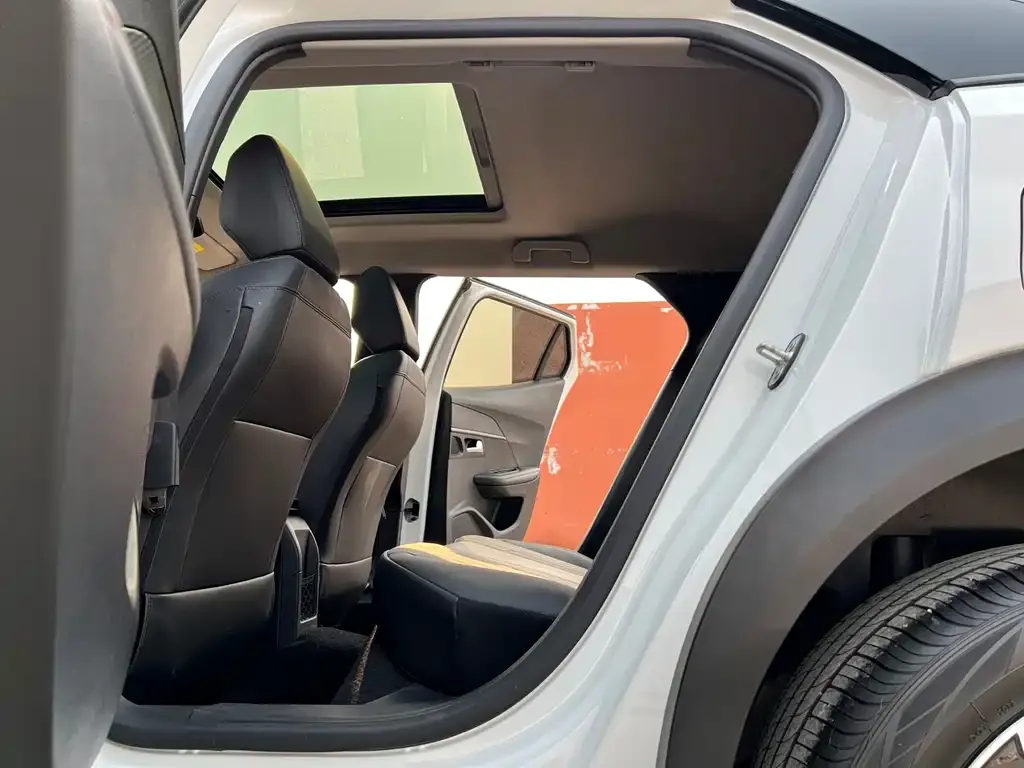 Peugeot 2008 2022 из CN, фото 4