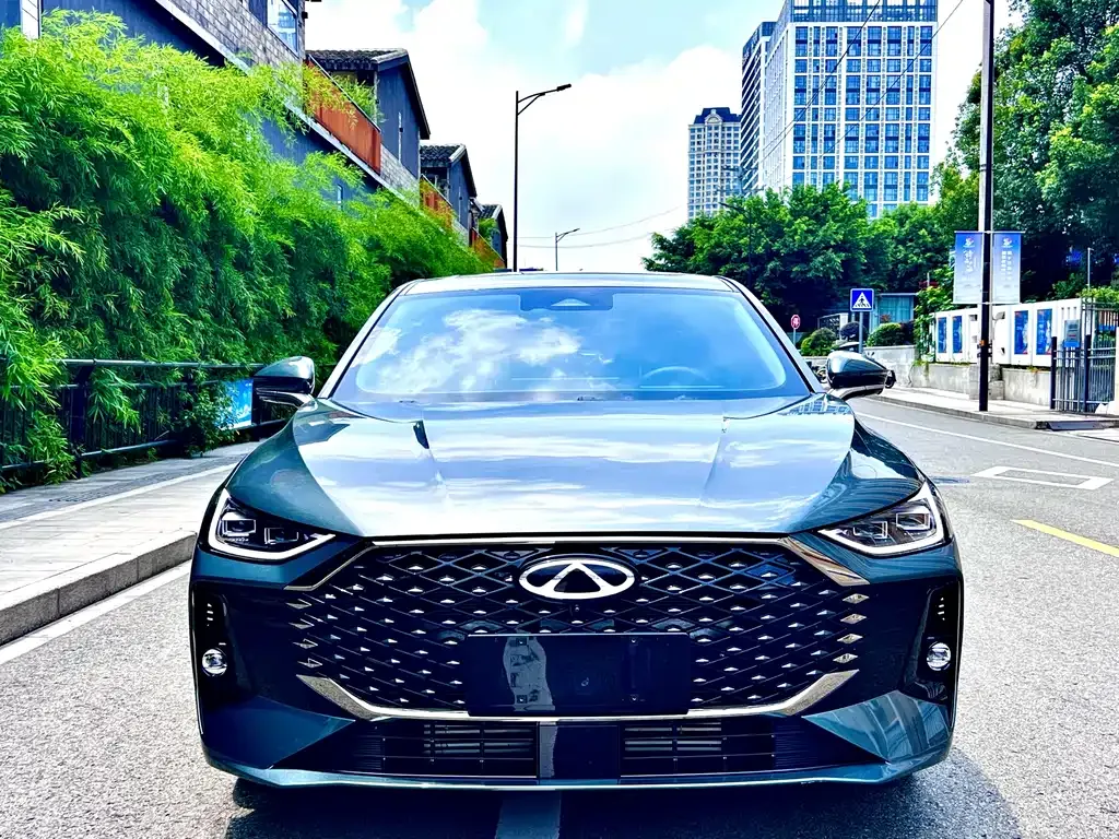 Chery Arrizo 8 PRO — фото 4