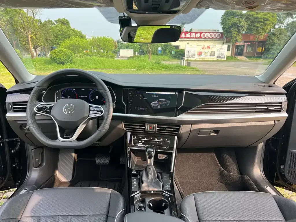 Volkswagen Passat — фото 8
