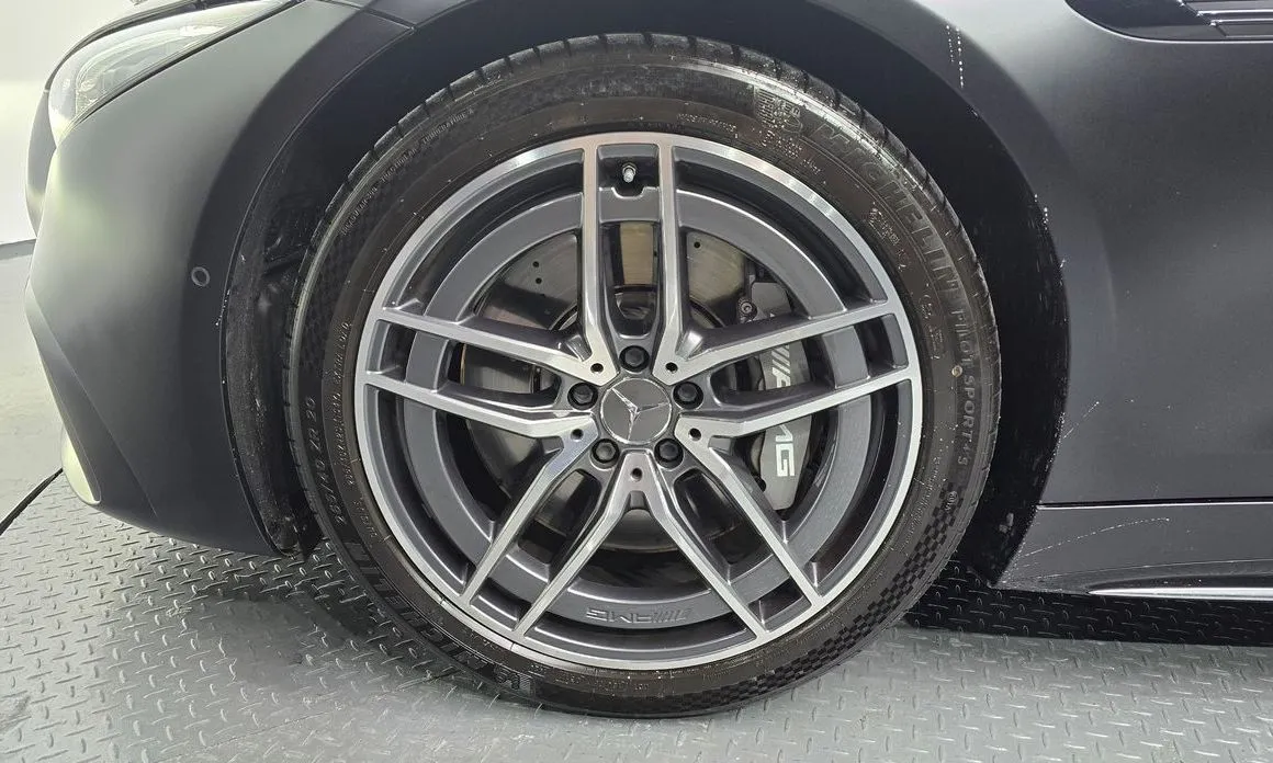 Mercedes-Benz SL-Class 2025 из KR, фото 9