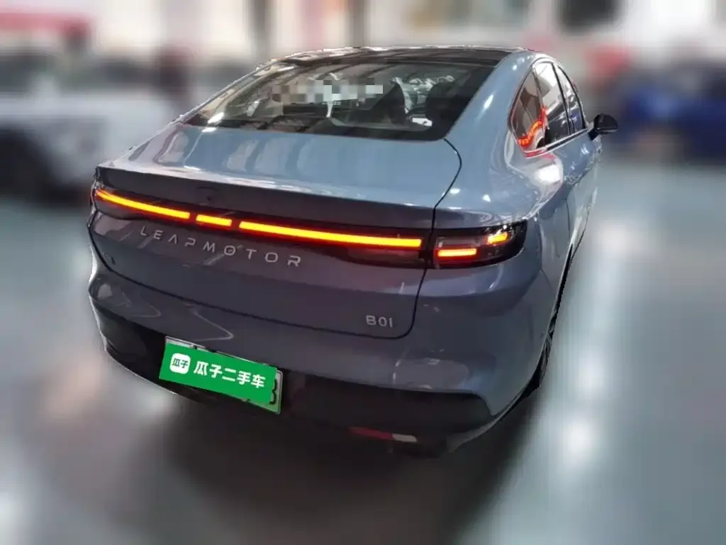 Leapmotor B01 — фото 8