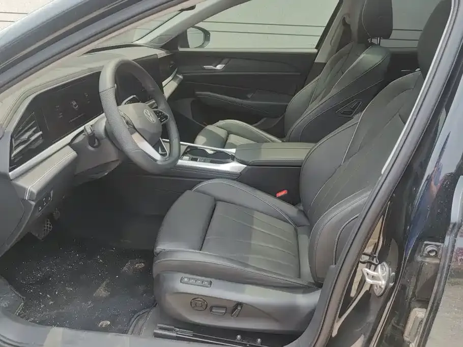 Volkswagen Passat — фото 8