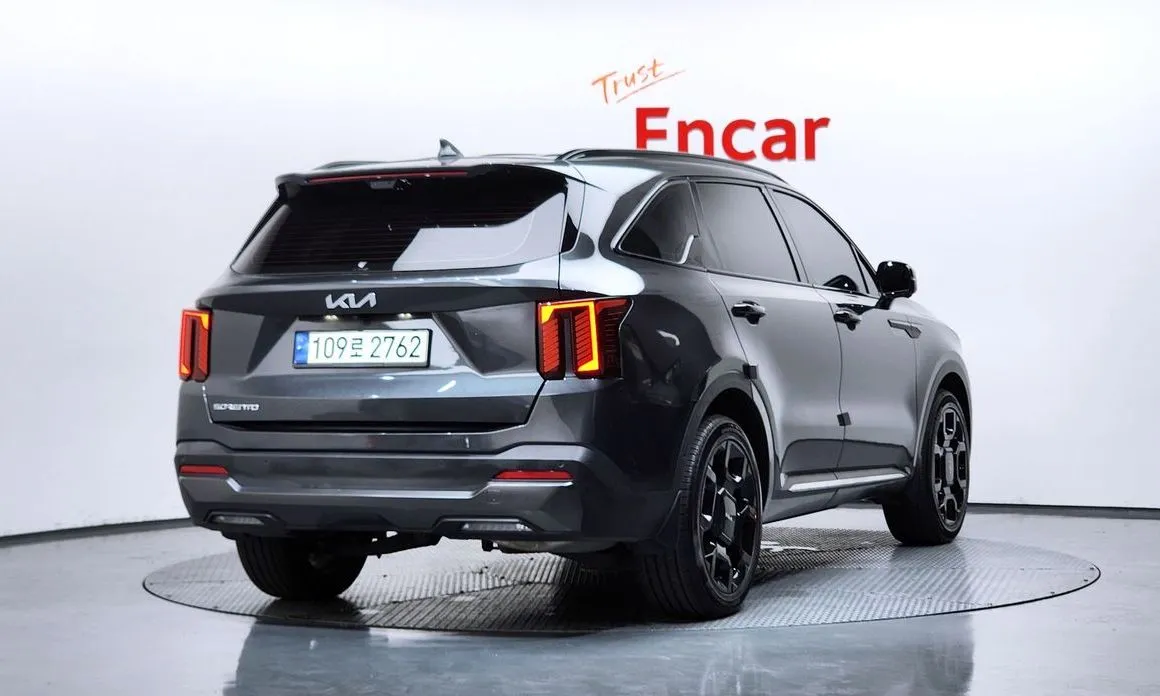 Kia Sorento — фото 6